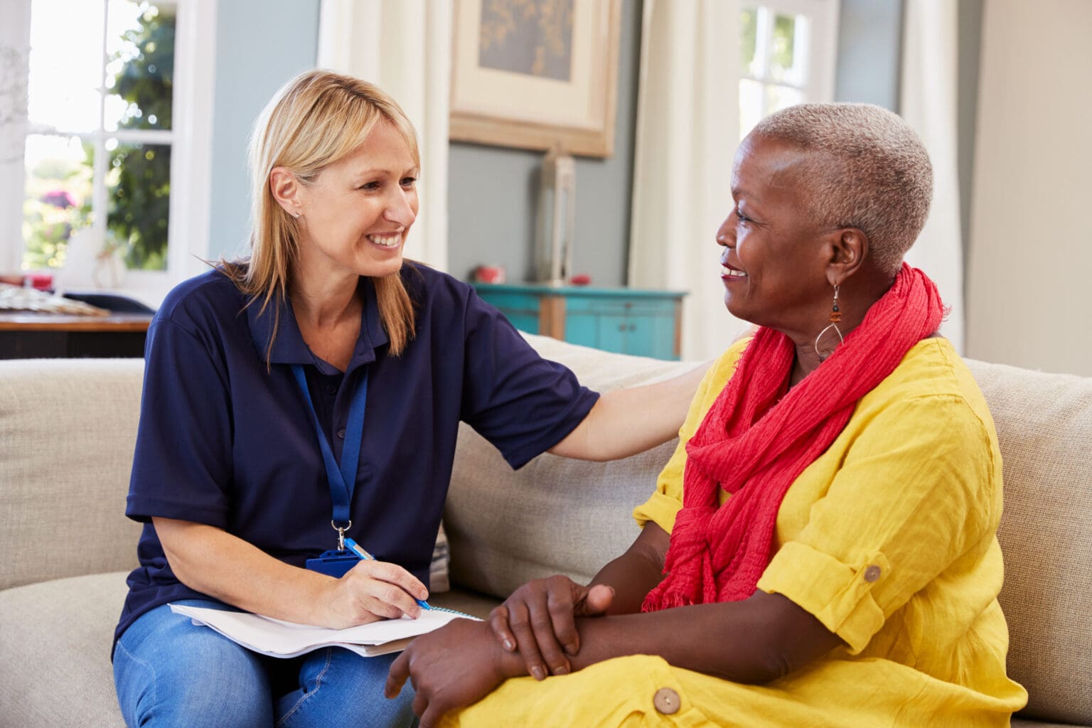how-to-become-a-support-worker-qualities-earnings-training