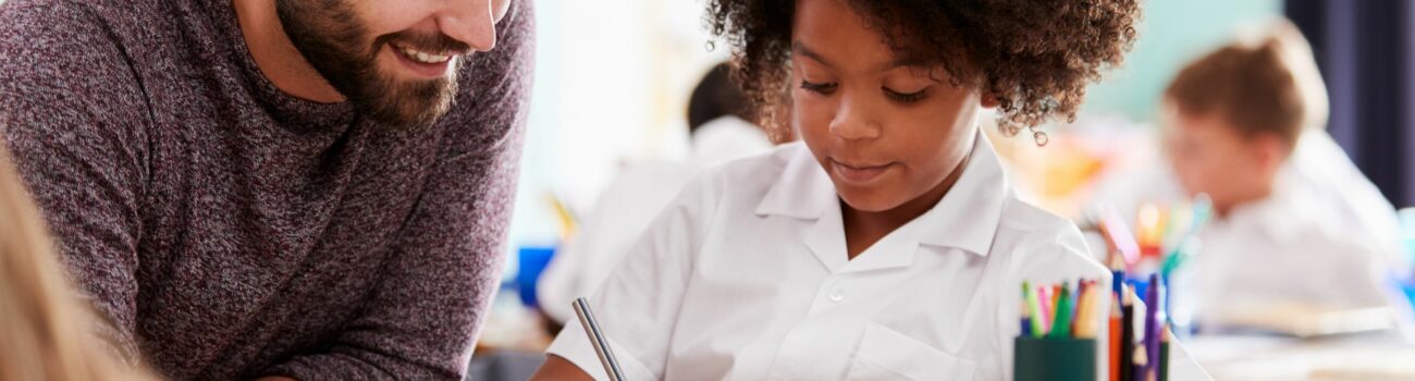 Top 5 Qualities to Look For in a Great Teaching Assistant